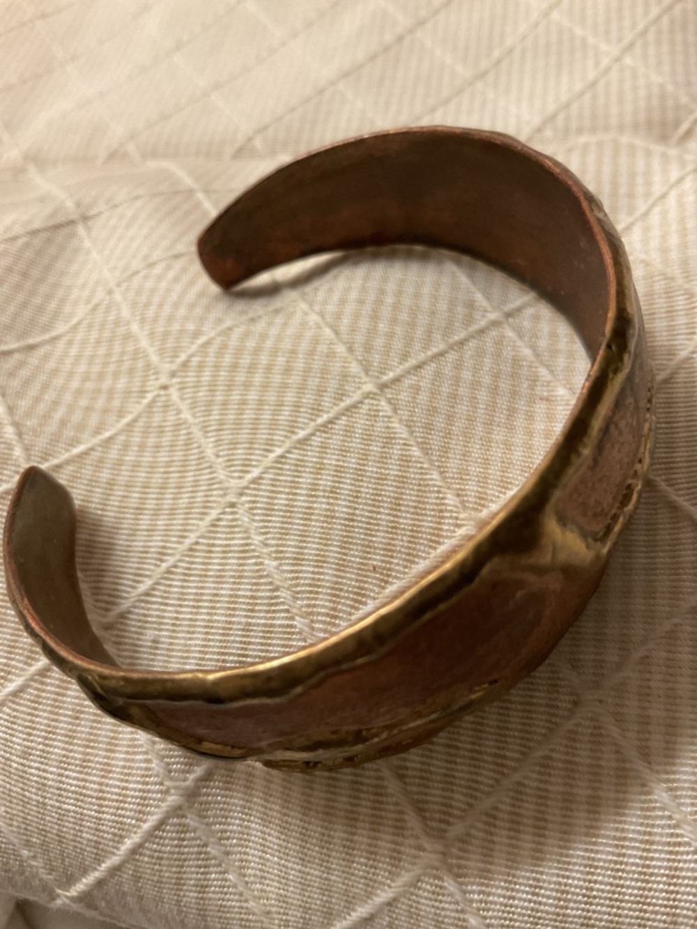 Copper cuff bracelet - Picture 3 of 4